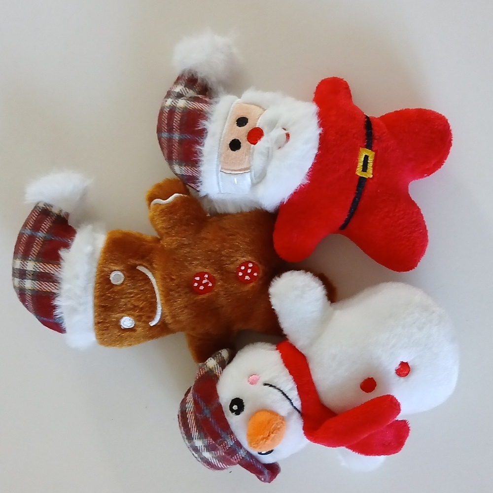 Holiday Pet Dog Plush Squeaky Toys (3) Santa Snowman Gingerbread Man 6-7"